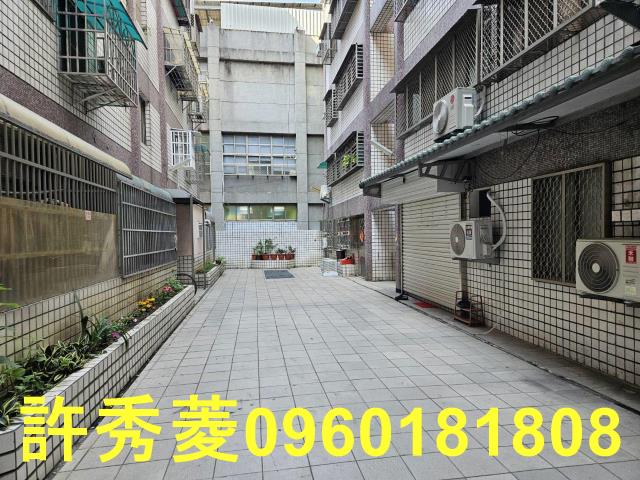 高雄岡山華廈-1